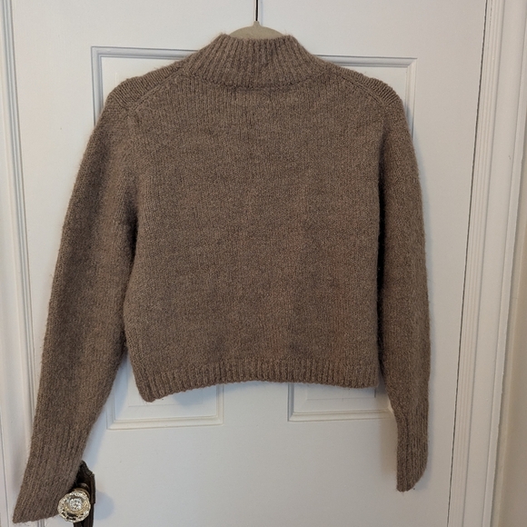 Sweater Bundle XS-S - Picture 3 of 10